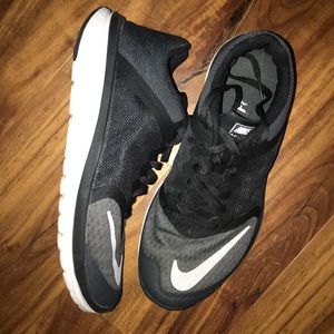 Nike Running shoes (used)
